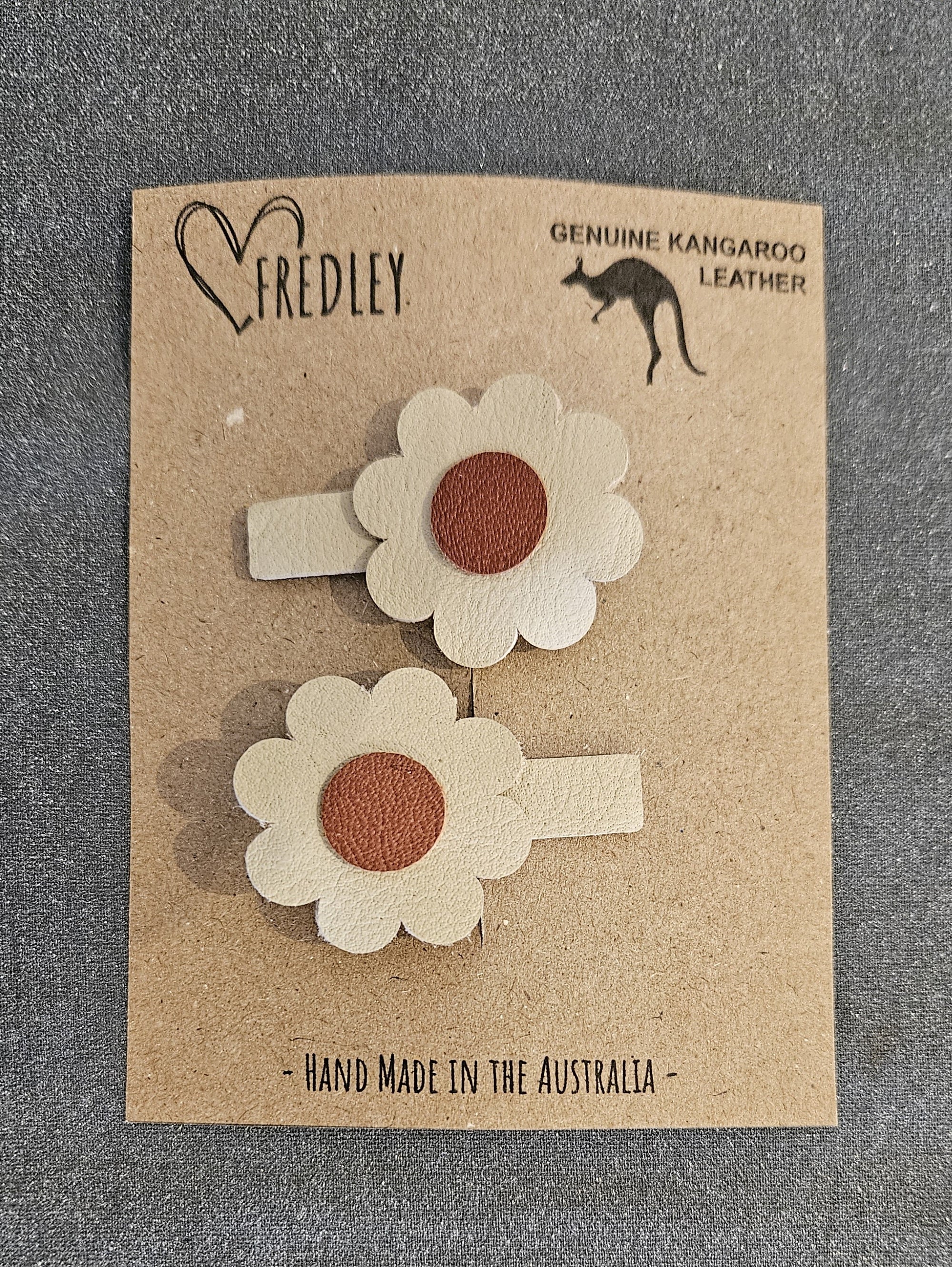 Fredley Leather Flower Clip Set Cream/Tan