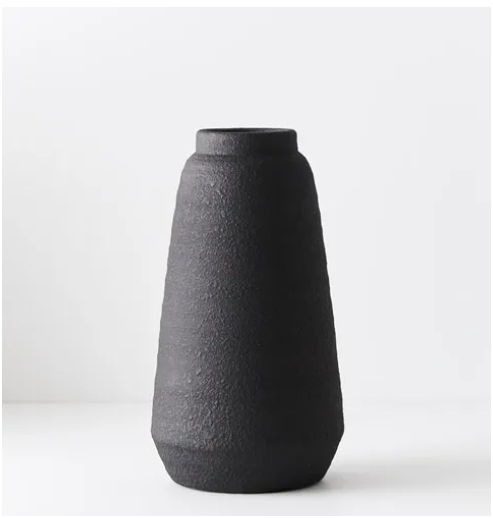 Kata Vase