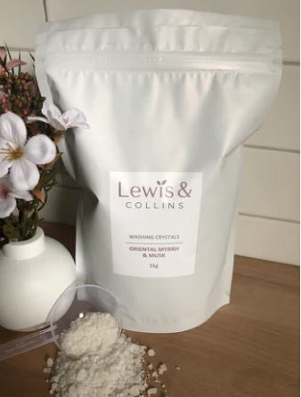 Lewis & Collins Pouch Washing Crystal Scent -Oriental Myrrh 1kg